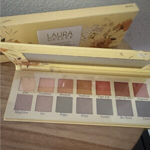 Laura Geller - Seasonless Stapes Eyeshadow Palette - Wildflower Wishes